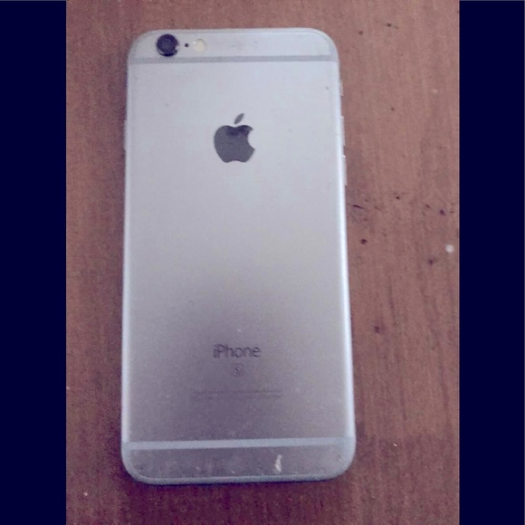Selling a iPhone 6s used and UNLOCKED (light grey) - Picture 1 of 2